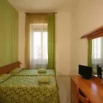 Hotel Santa Marta 3*