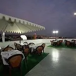 Hotel Santa Marta 3*
