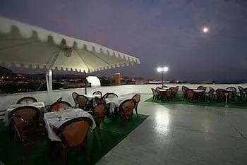Hotel Santa Marta 3*